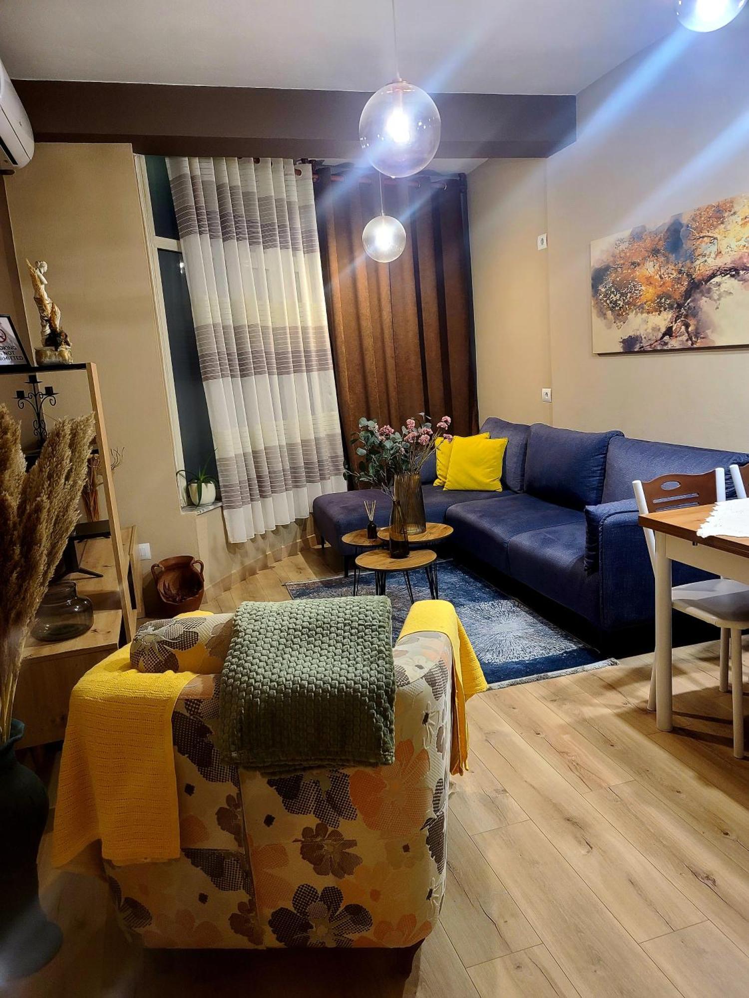 My Guest Base Apartment Тирана Екстериор снимка